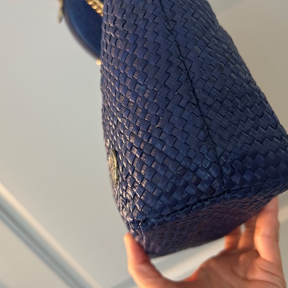 Beautiful blue hand woven sling bag, brand new - Picture 8 of 10